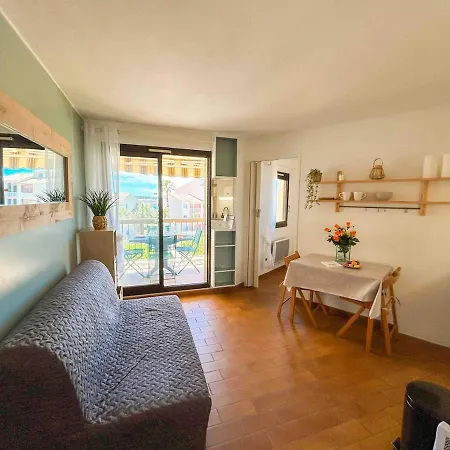 T2 Au Calme Avec Piscine Et Parking Six-Fours-les-Plages